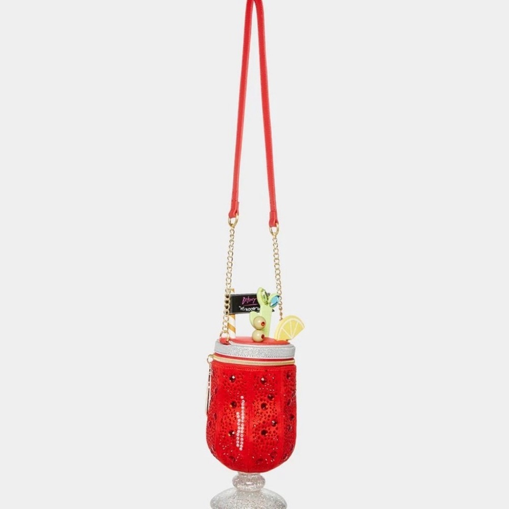 NWT Betsey Johnson Kitsch Bloody Mary
Bloody Mary # BJ34090A
Limited Edition - Picture 4 of 7